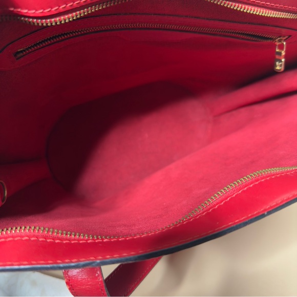 🔥🔥Louis Vuitton Red Epi Leather St.Jacques GM Tote - Picture 15 of 15